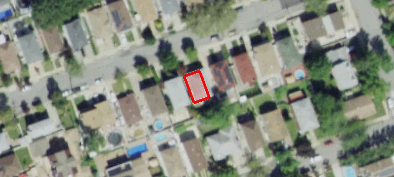 Detached Two-Family Hi-Ranch Home