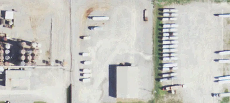 Warehouse Building on 2 Acres