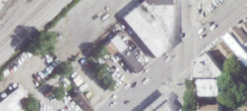Auto Repair Shop with Parking