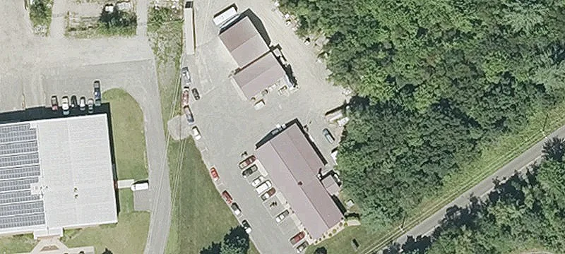 Small-Bay Industrial Building