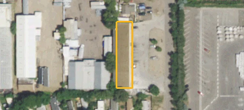 Shallow-Bay Industrial Flex Suites