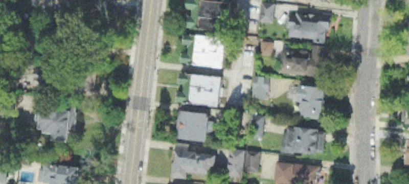 Remodeled Fourplex Garden Apartments