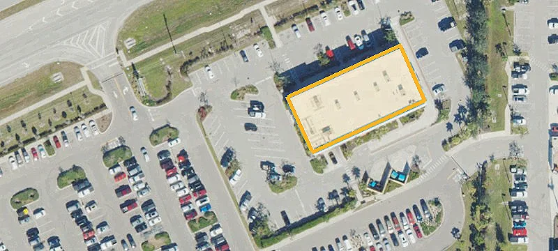 Freestanding Multi-Tenant Retail Center