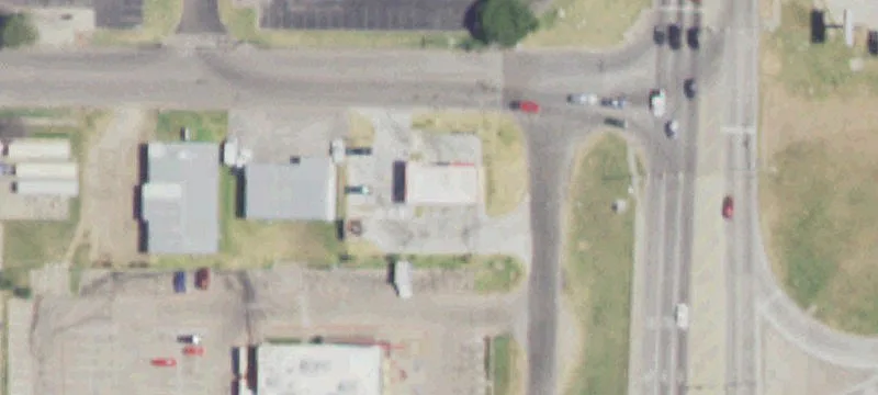 Triple-Net Auto Service Building