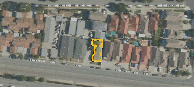 Turnkey 7-Unit Apartment Building