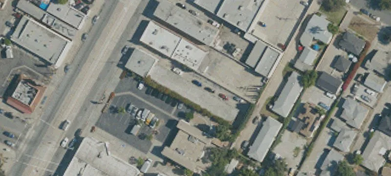 Mixed-Use Retail and Apartment Building