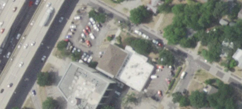 Freestanding Auto-Service Building