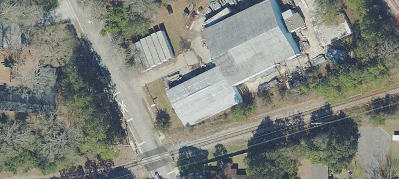Warehouse with Multiple Crane Lifts