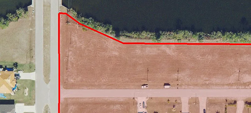 Freshwater Canal Waterfront Lot