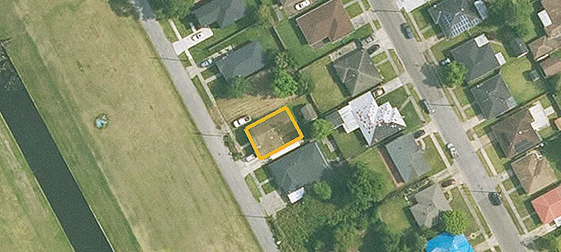 Vacant Waterfront Lot