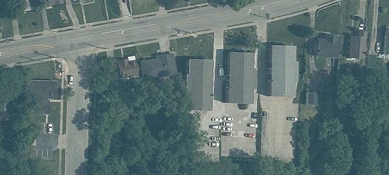 10-Unit Apartment Community