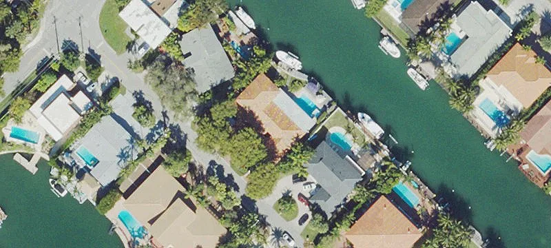 Waterfront Lot with Boatlift
