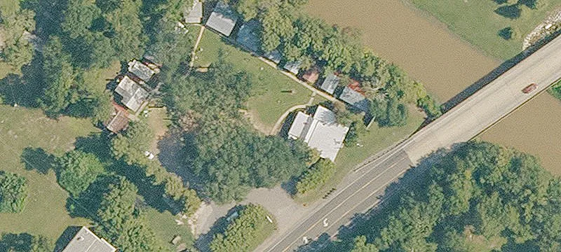 Bayou Cabin Resort with Café