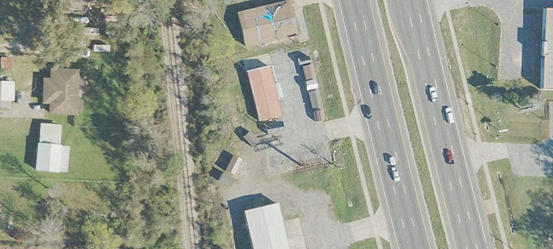 Modular Office Building with Highway Frontage