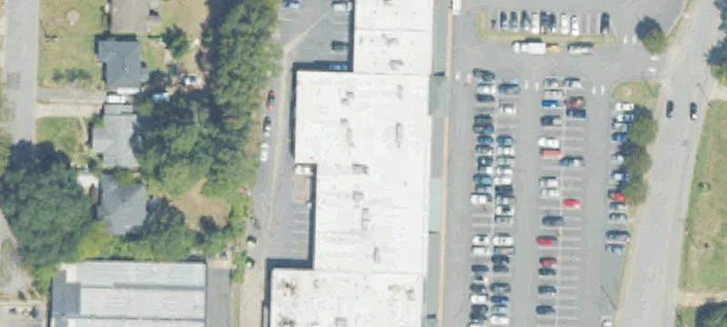 Multi-Anchor Retail Center Lease