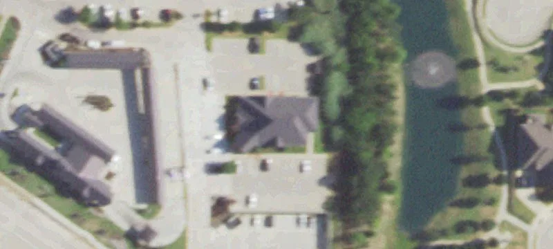 Spa Service Building For Lease