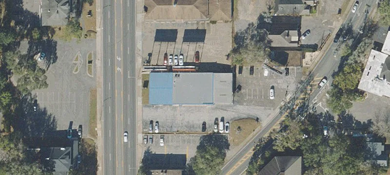 Automotive Service Shop with Showroom