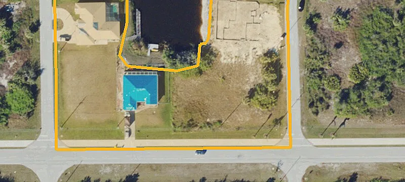 Gulf-Access Waterfront Land