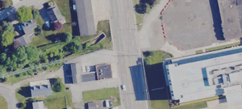 Retail Space in Shopping Plaza