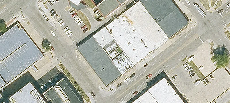 All-Brick Live-Work Building with Rooftop