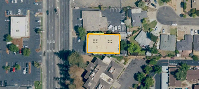 Office Building with High Visibility