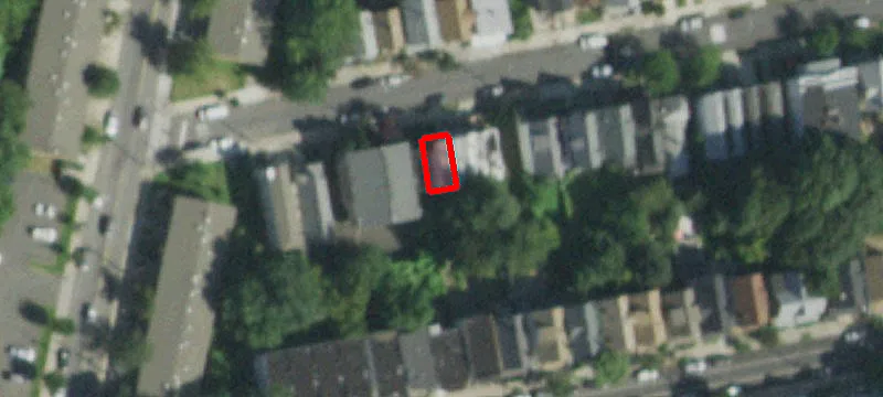 11-Unit Walk-Up Apartment Building