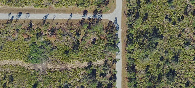 Residential Corner Lot in Gulf Cove