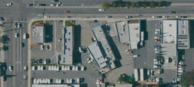 Standalone Retail-Light Industrial Building