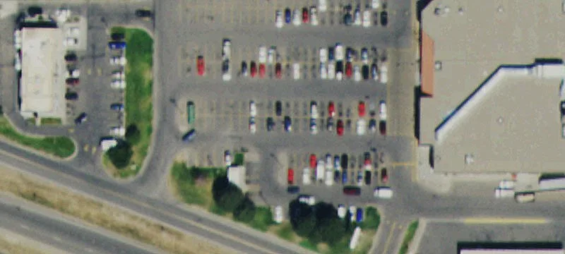 Retail Pad Site in Grocery Parking