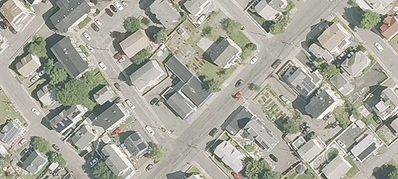 Three-Unit Retail and Auto Retail