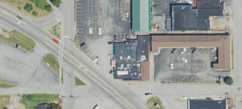 Single-Tenant Home Improvement Center