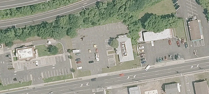 Freestanding Pizza Hut Restaurant
