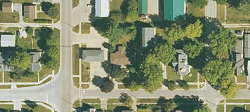Three-Parcel Commercial Land
