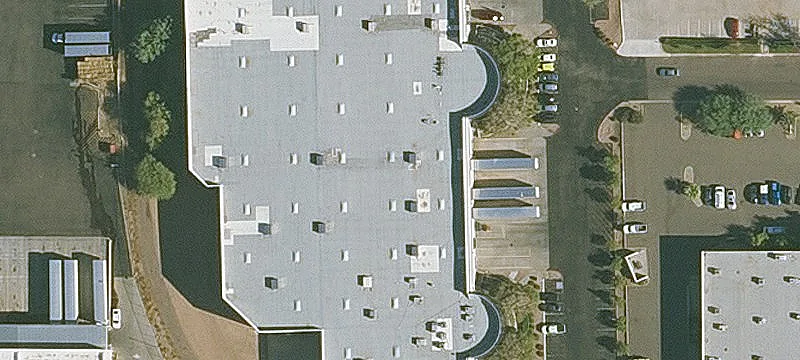Warehouse with Leveler Access