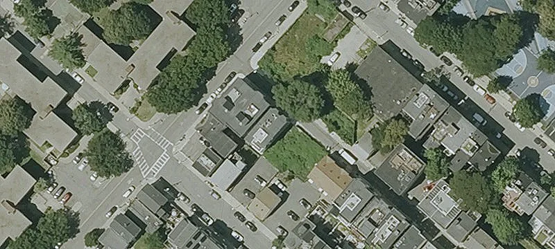 Contemporary 3-Unit Residential Building