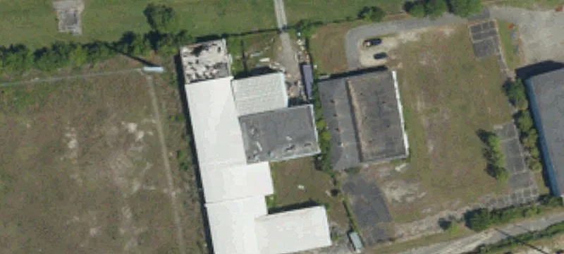 Dry Storage Warehouse on Fenced Lot