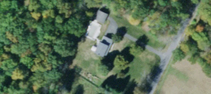 Mixed-Use Estate with Commercial Building