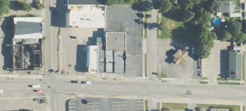 Versatile Retail Building