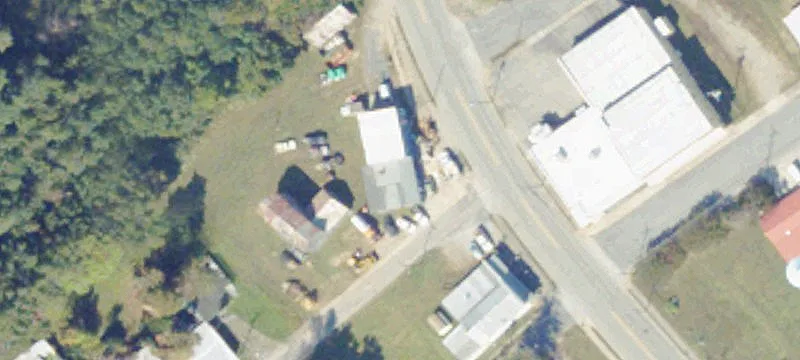 Freestanding Auto Repair Building