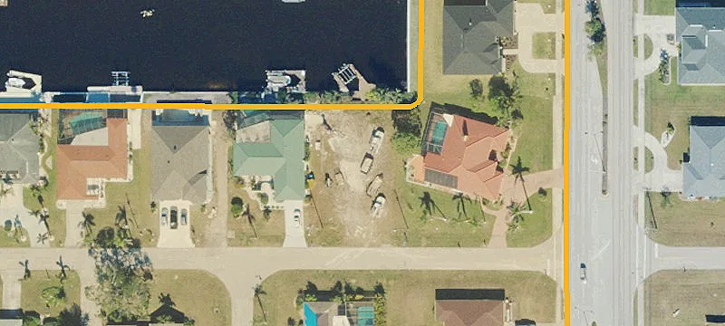 Gulf-Access Waterfront Residential Lot