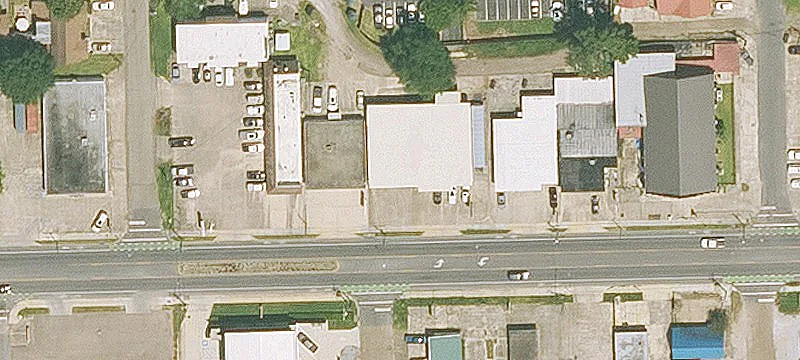 Retail Building with Road Frontage