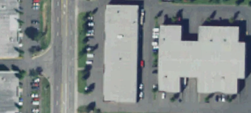 Flex Warehouse with Grade-Level Door