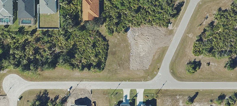 Deed-Restricted Residential Buildable Lot