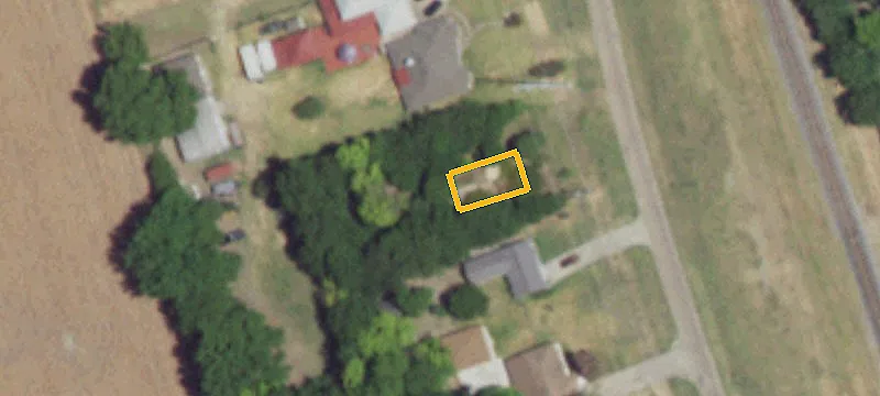 Buildable Interior Residential Lot