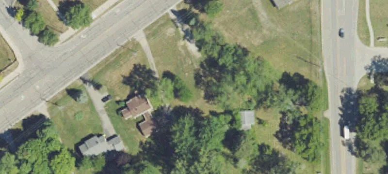 Hard-Corner Gas Station Site