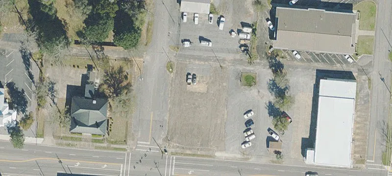 Downtown Restaurant Building Opportunity