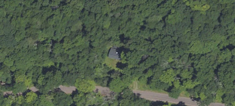 Lake-Adjacent Residential Building Lot