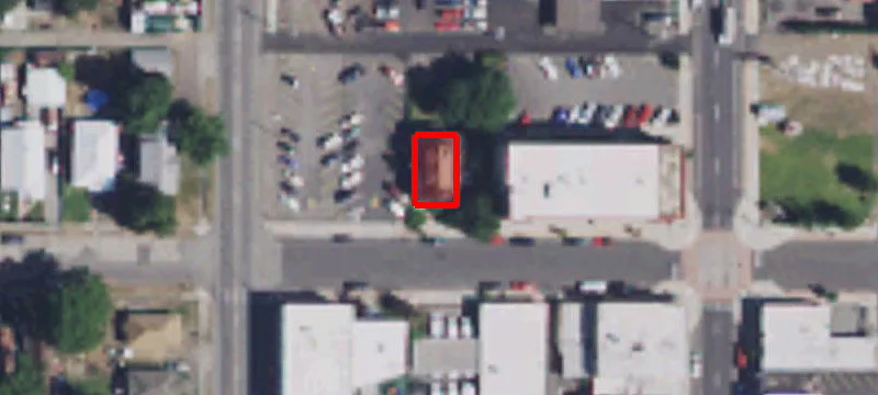 Multifamily Apartment Building