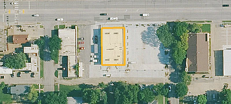 Multi-Use Retail and Office Building