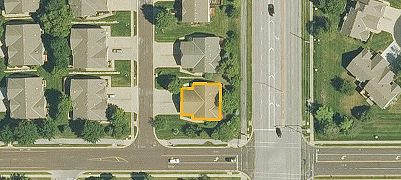 Custom Home Lot in Wooded Estates